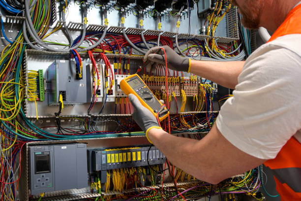 Electrical Outlet Repair in Kechi, KS